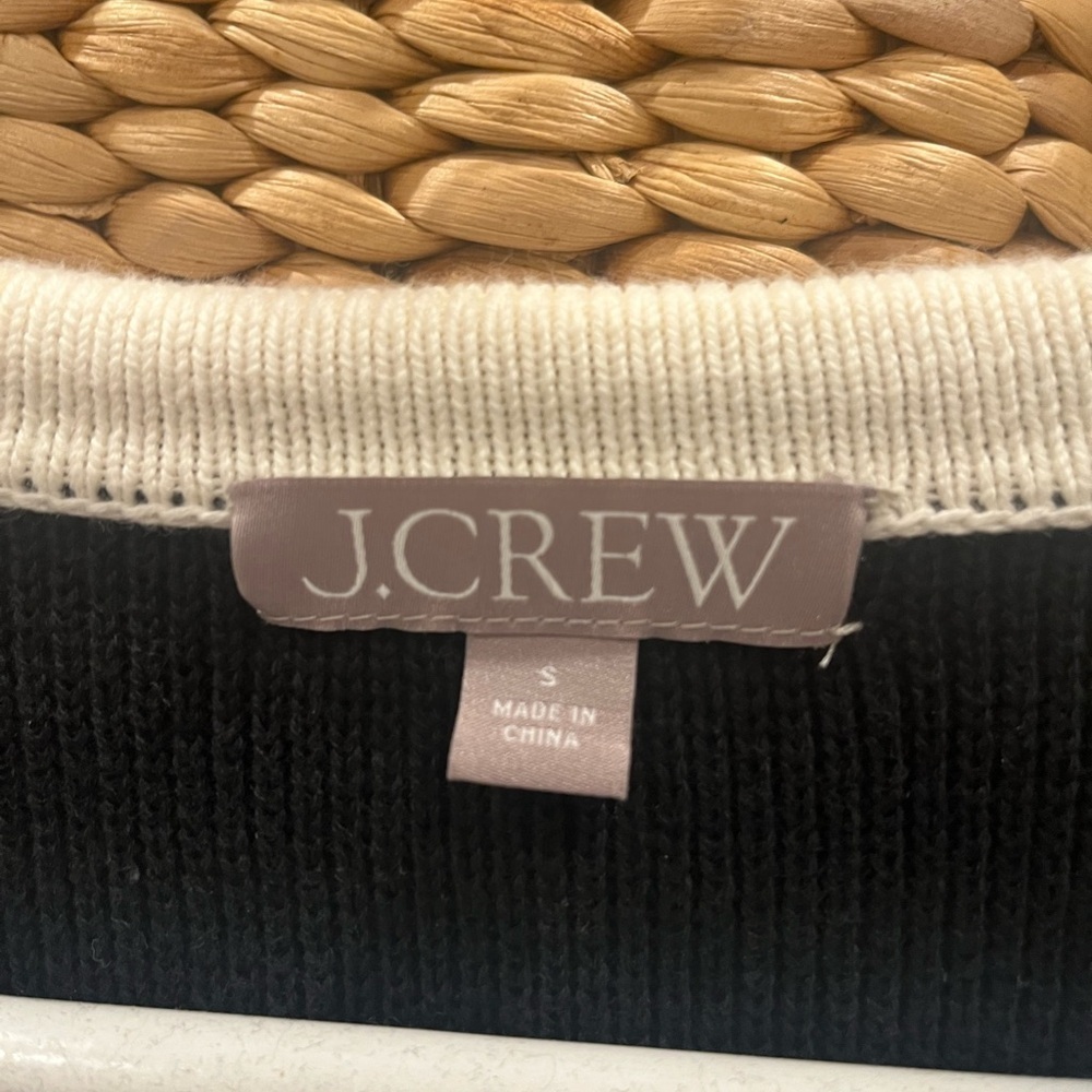 JCREW‎ CARDIGAN SWEATER SIZE S - Picture 2 of 6